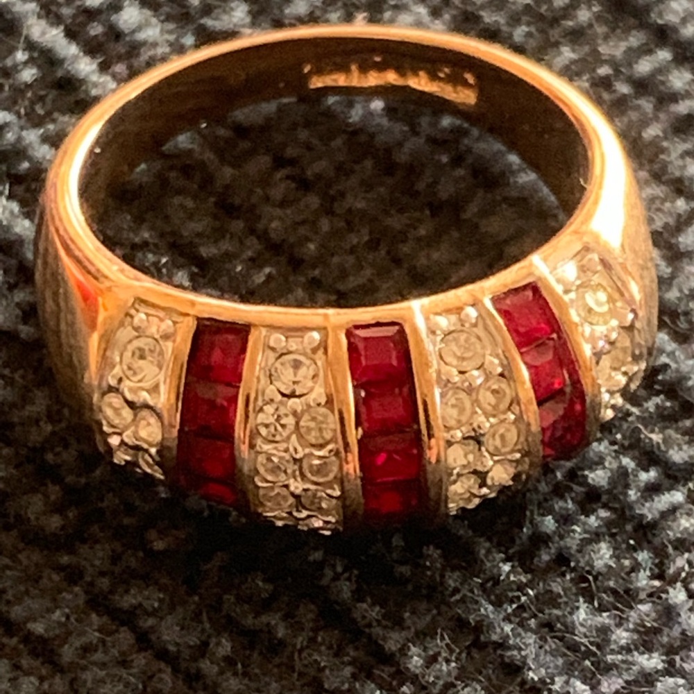 Vintage 1960’s 18k Gold Electroplated Swarovski Crystal Ring